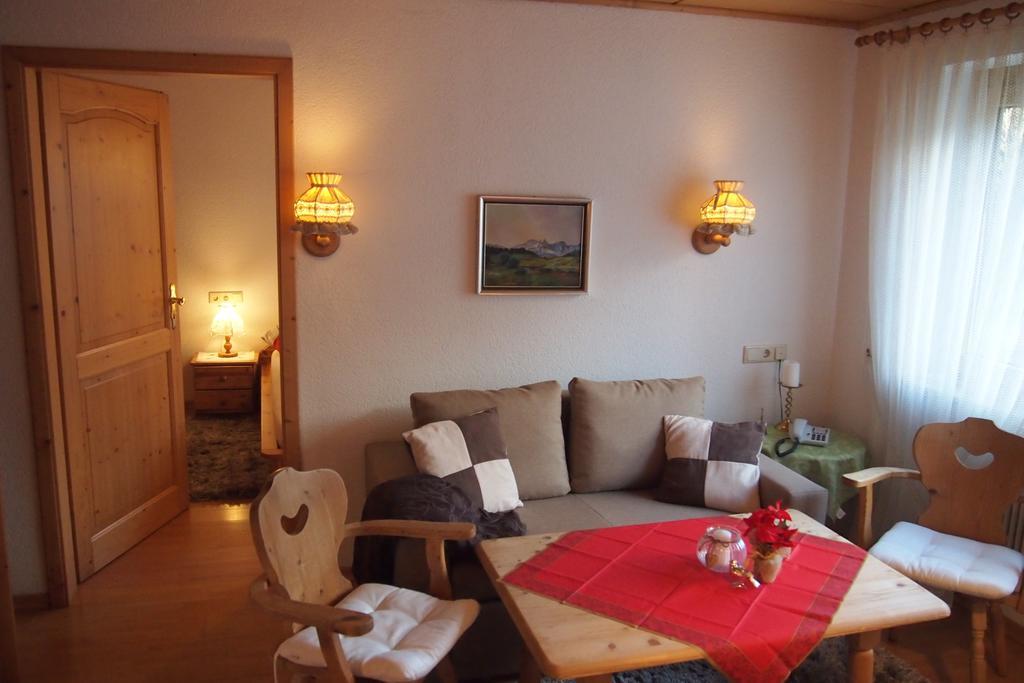 Appartamento Haus Bergwelt Grän Esterno foto