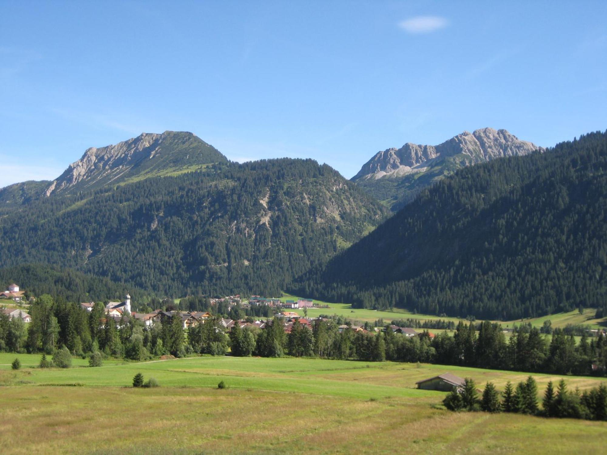 Appartamento Haus Bergwelt Grän Esterno foto