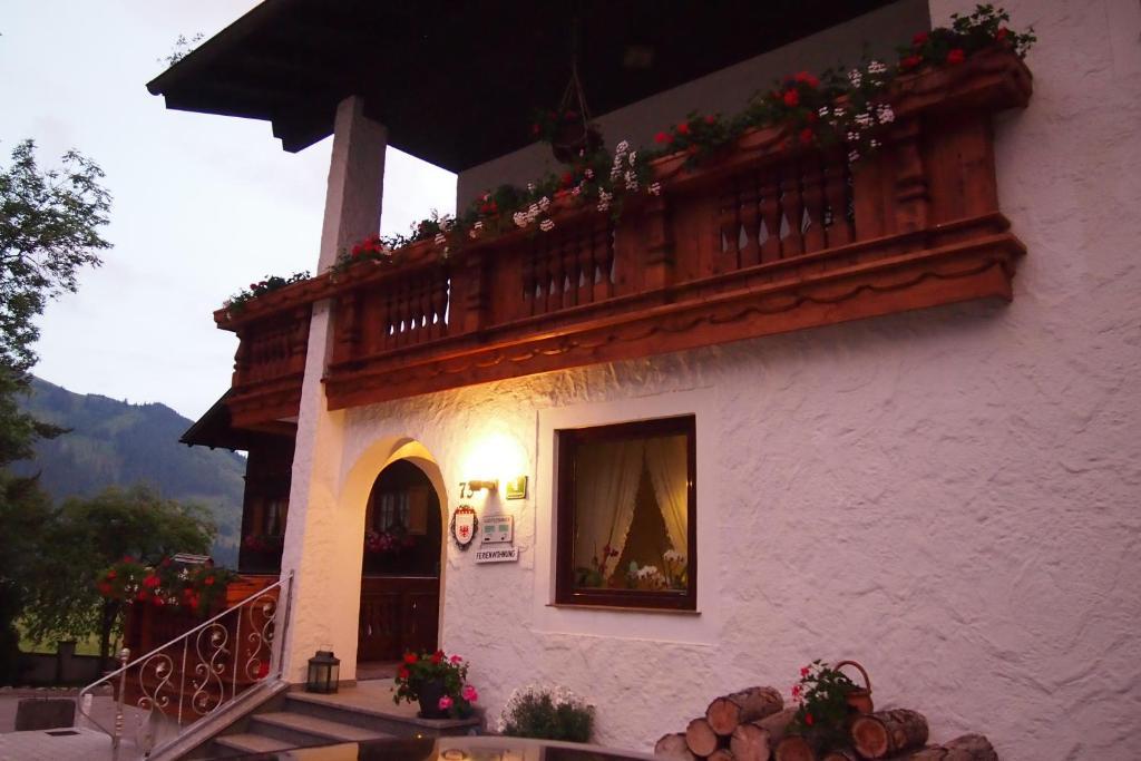 Appartamento Haus Bergwelt Grän Esterno foto